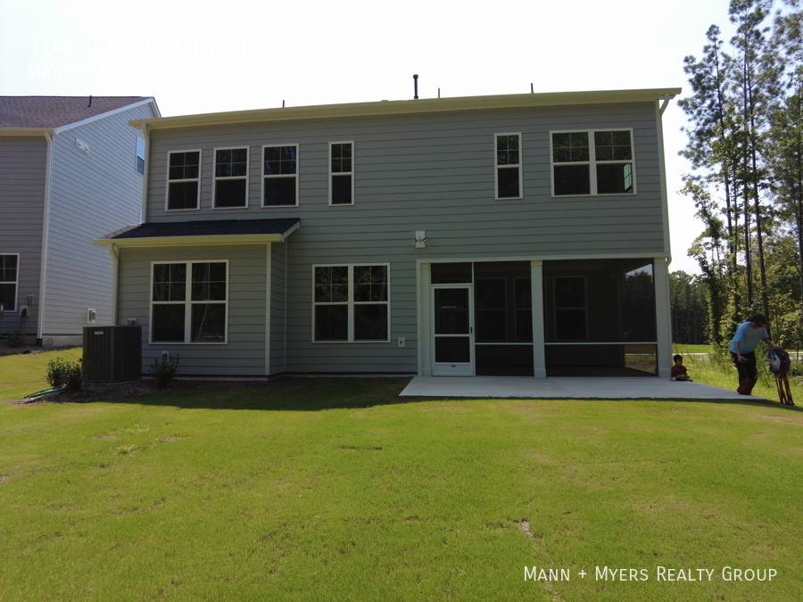 House for rent at 104 Carova Bend, Apex, NC 27539