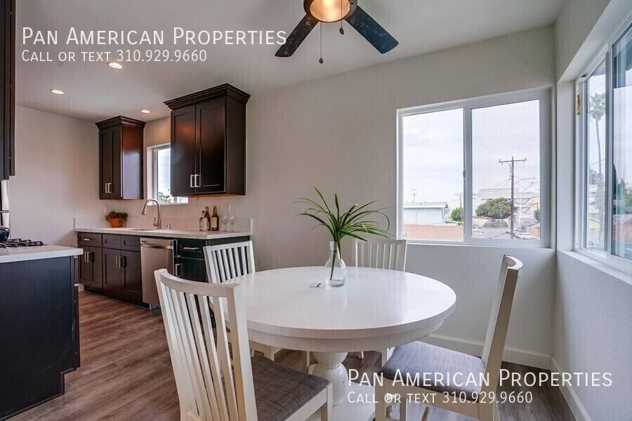 Apartment for rent at 11853 Manor Dr #6, Hawthorne, CA 90250