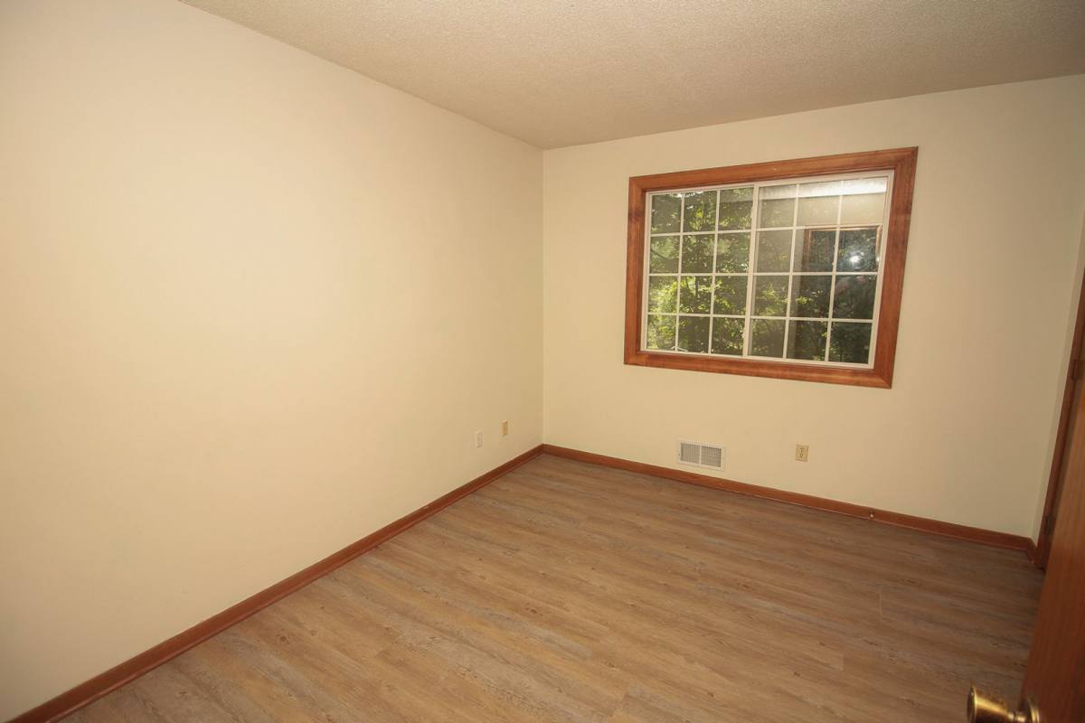 Townhouse for rent at 3524 County Rd, Minnetonka, MN 55345