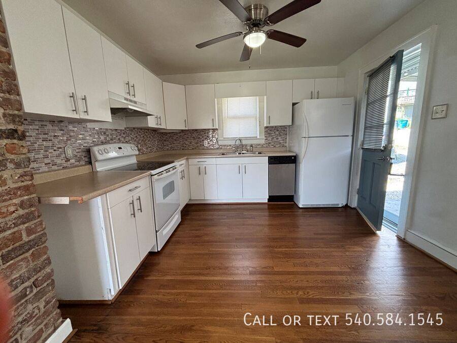 House for rent at 950 Morgan Ave SE, Roanoke, VA 24013