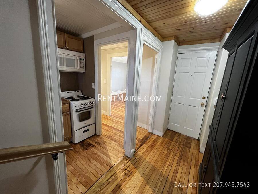 Apartment for rent at 109 State St #2, Bangor, ME 04401
