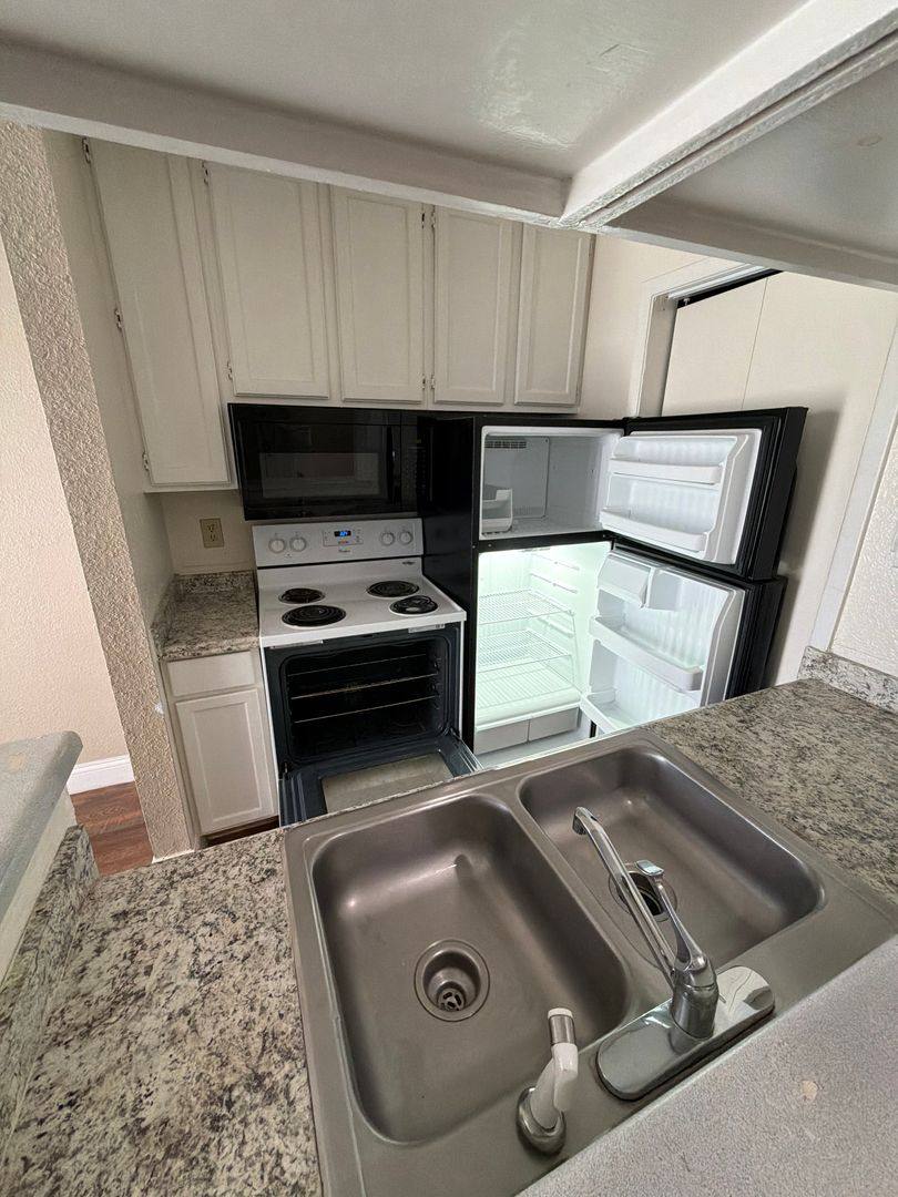 Apartment for rent at 4316 Swiss Ave, Dallas, TX 75204