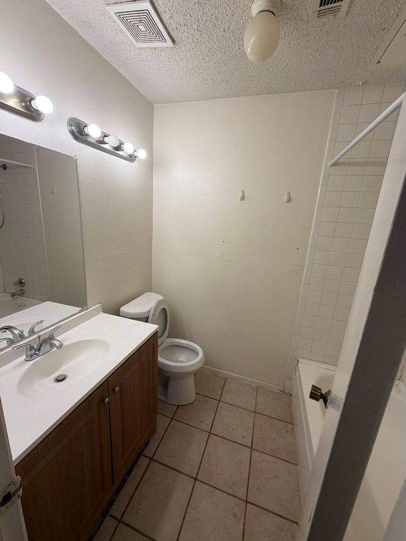 Apartment for rent at 4316 Swiss Ave, Dallas, TX 75204