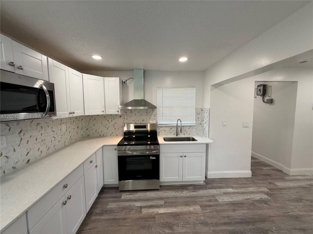 House for rent at 2161 NW 26th Ave, Fort Lauderdale, FL 33311