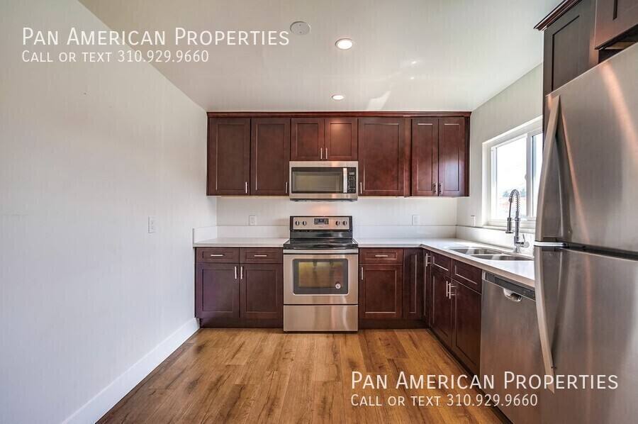 Apartment for rent at 639 W 4th St #9, Long Beach, CA 90802