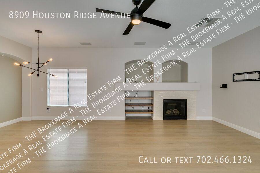 House for rent at 8909 Houston Ridge Ave, Las Vegas, NV 89178
