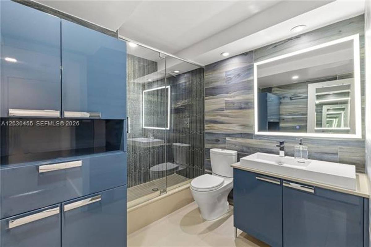Condo for rent at 1000 W Ave, Miami Beach, FL 33139