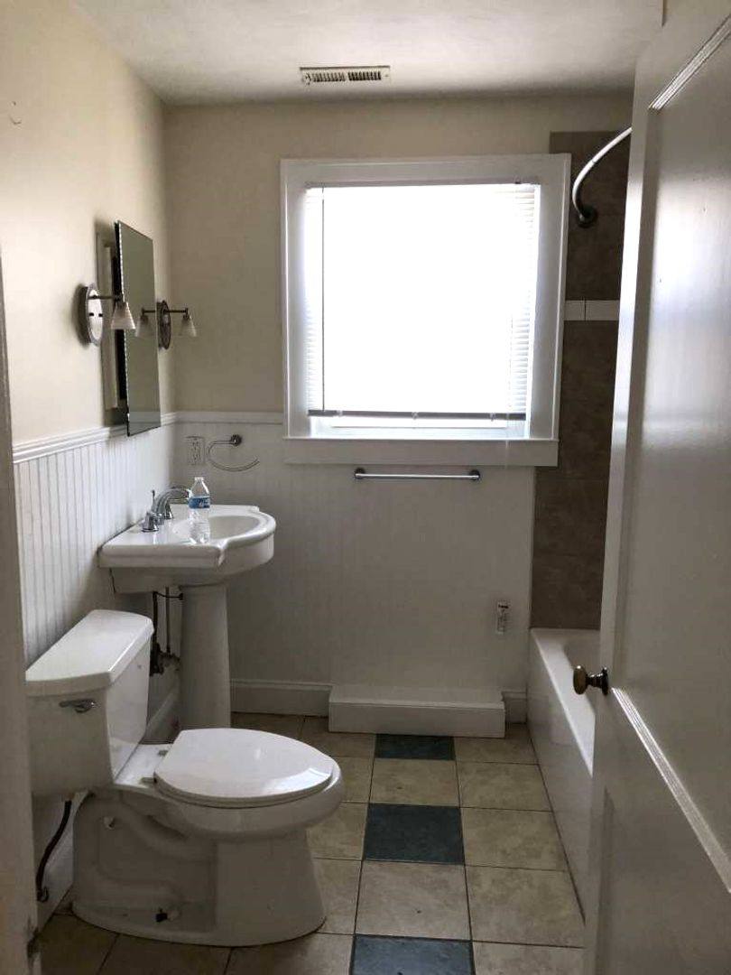 Apartment for rent at 1601 Longwood Dr, Norfolk, VA 23508