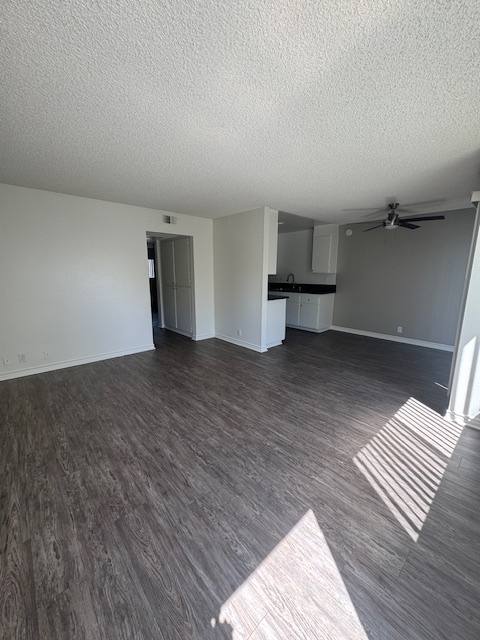 Apartment for rent at 825 Center St, Costa Mesa, CA 92627