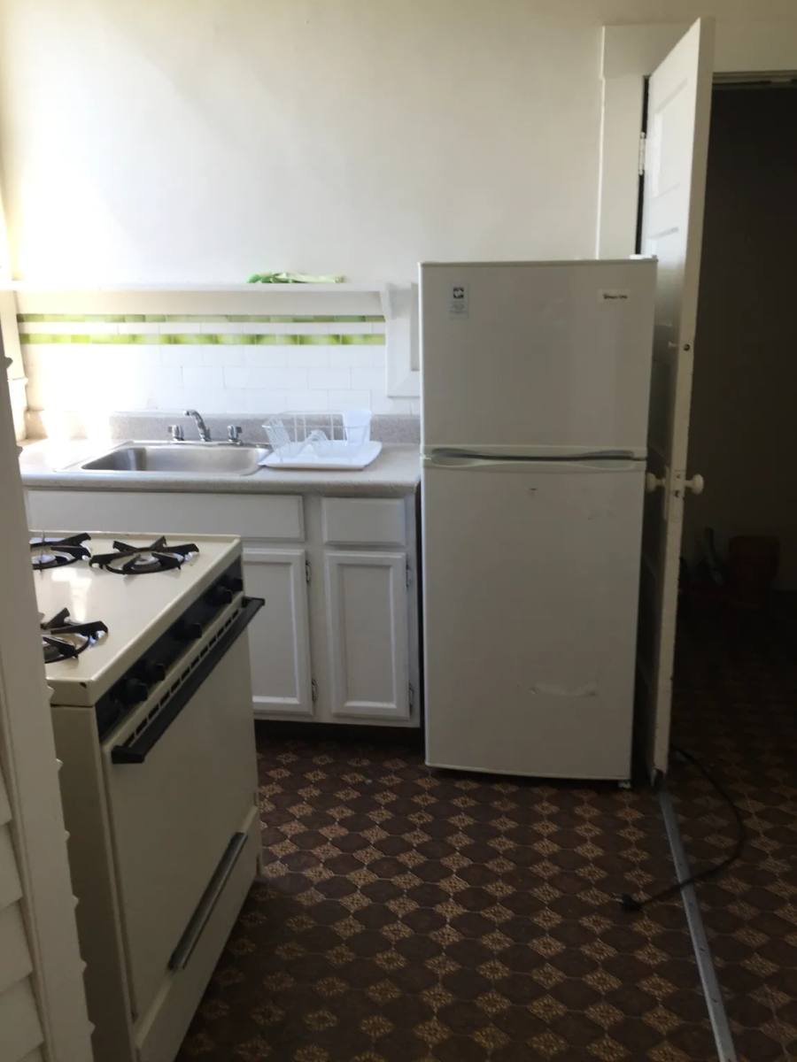 Apartment for rent at 879 Oak St, San Francisco, CA 94117