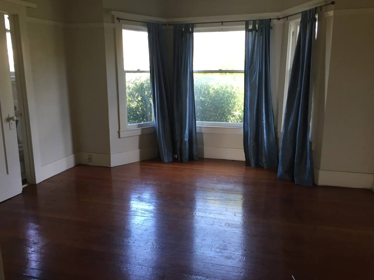 Apartment for rent at 879 Oak St, San Francisco, CA 94117