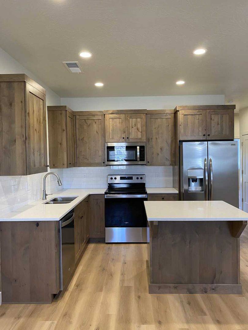 Apartment for rent at 692 E Raintree Lane, Washington, UT 84780