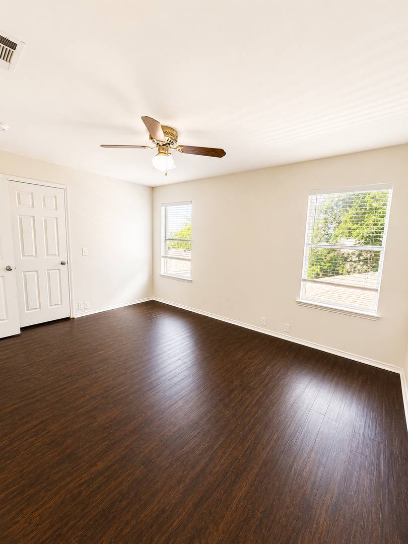 Townhouse for rent at 10633 Traymore Dr, Keller, TX 76244