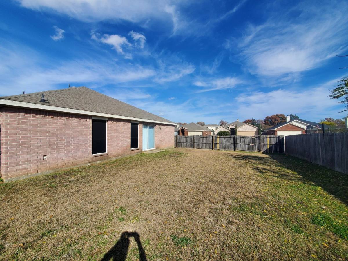 House for rent at 2006 Bumelia Court, Dallas, TX 75253