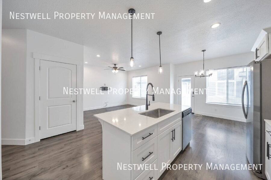 Townhouse for rent at 1628 N 3790 W, Lehi, UT 84043