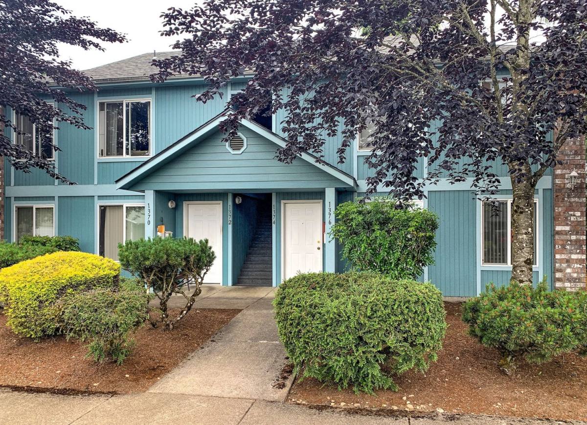 Apartment for rent at 1340-1376 W Locust St, Stayton, OR 97383