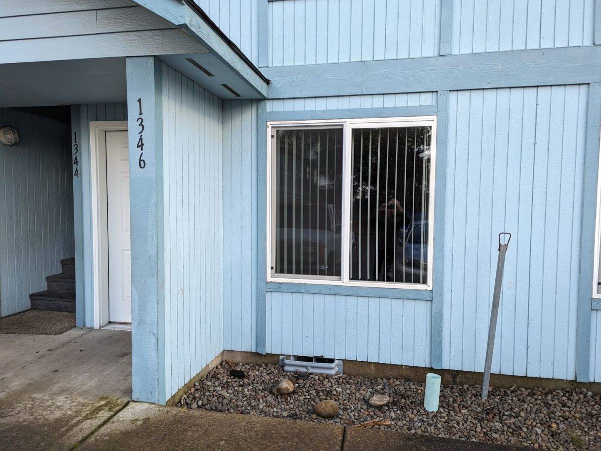 Apartment for rent at 1340-1376 W Locust St, Stayton, OR 97383