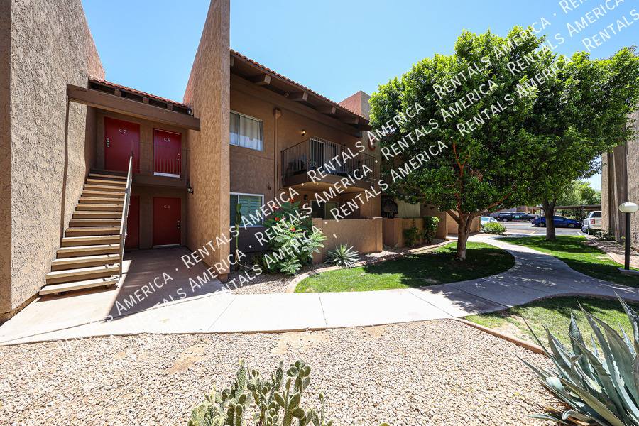 Condo for rent at 5525 E Thomas Rd #C2, Phoenix, AZ 85018