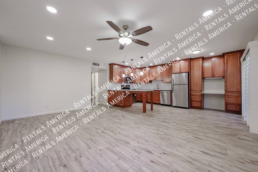 Condo for rent at 5525 E Thomas Rd #C2, Phoenix, AZ 85018