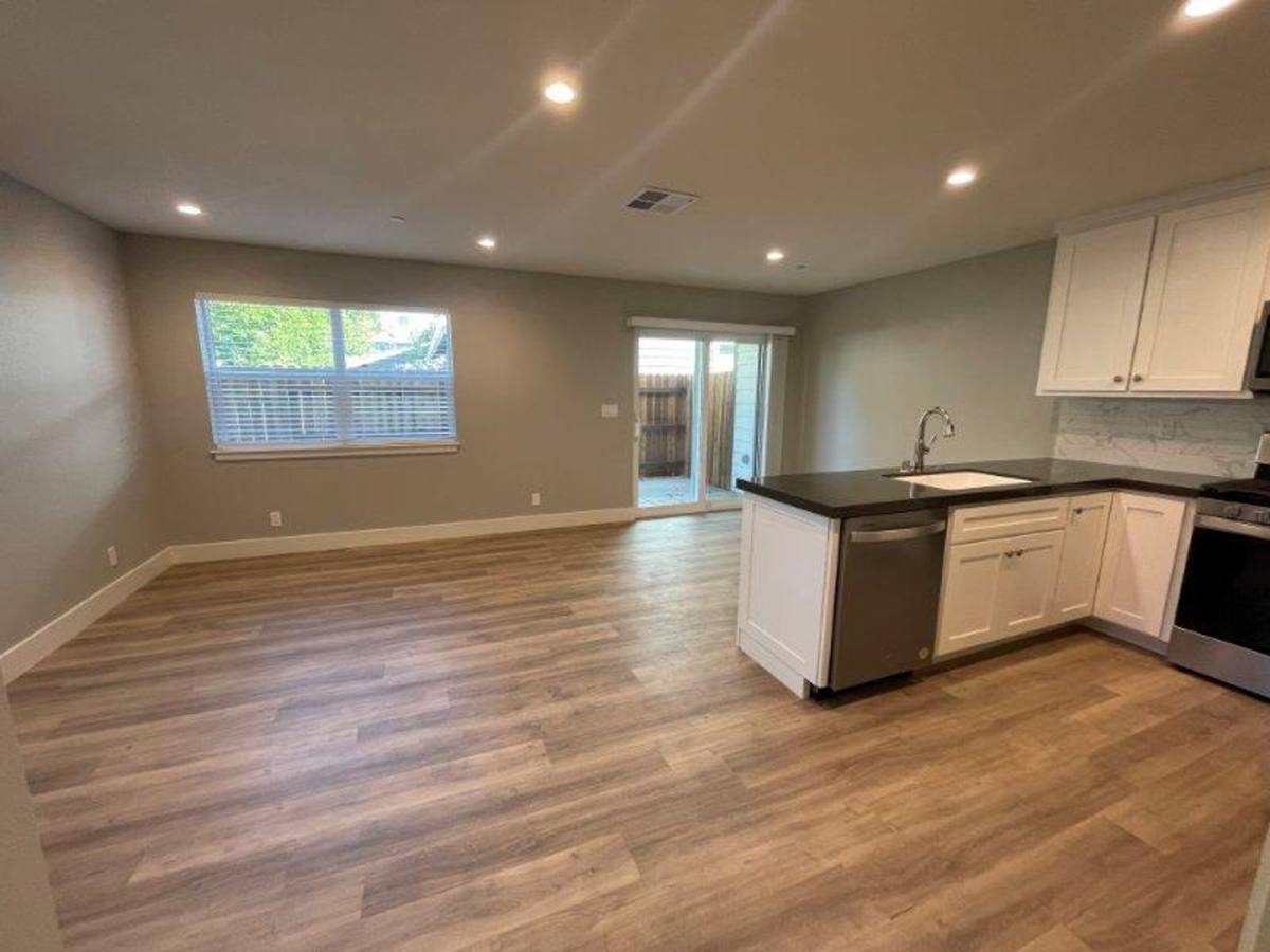 House for rent at 1931 55th St, Sacramento, CA 95819