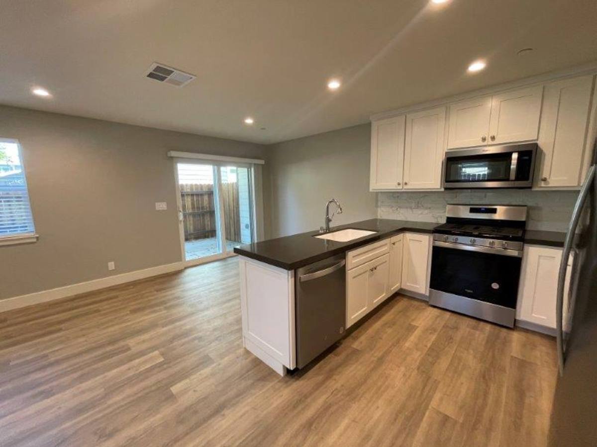 House for rent at 1931 55th St, Sacramento, CA 95819