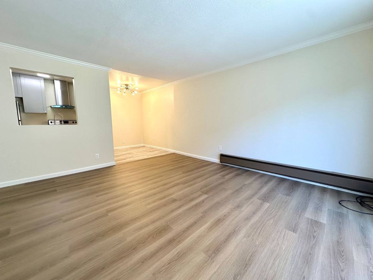 Apartment for rent at 300 Monterey Blvd, San Francisco, CA 94131