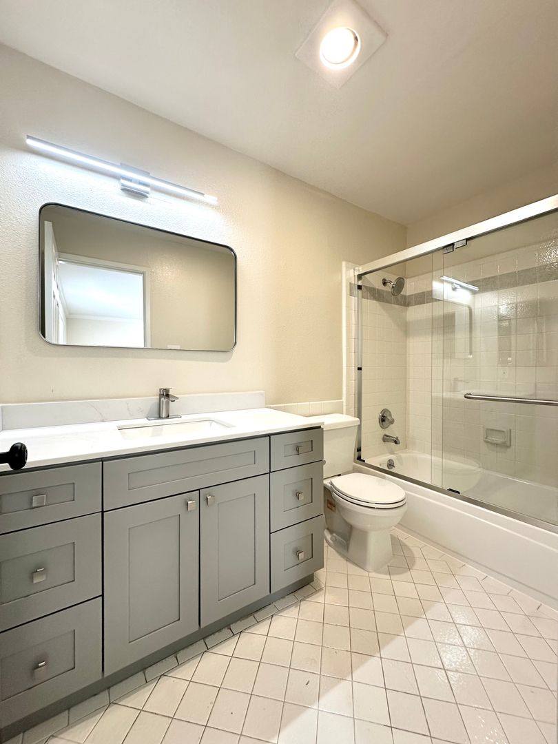 Apartment for rent at 300 Monterey Blvd, San Francisco, CA 94131