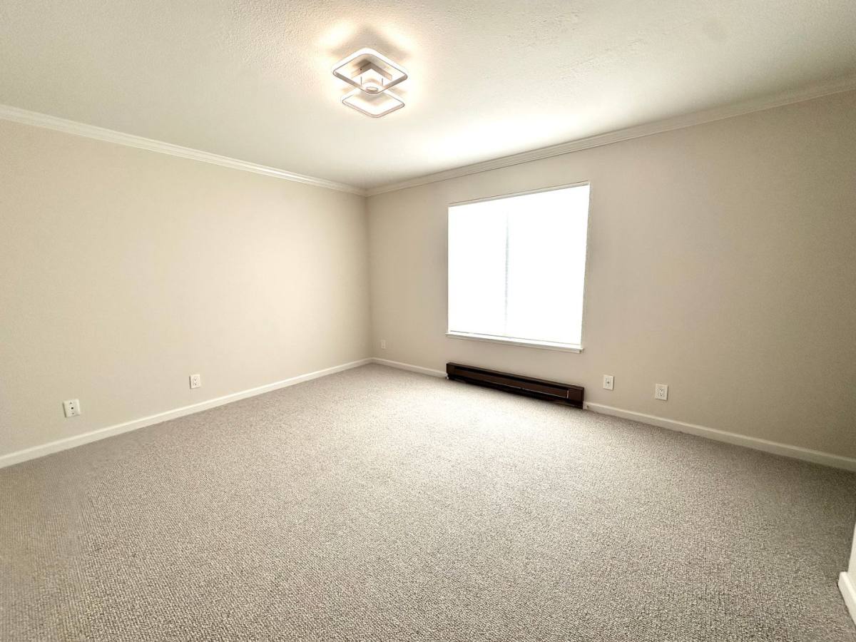 Apartment for rent at 300 Monterey Blvd, San Francisco, CA 94131