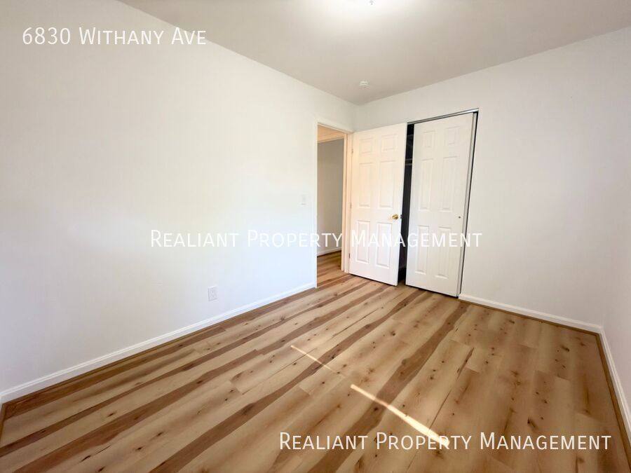 House for rent at 6830 Withany Ave, Cincinnati, OH 45213