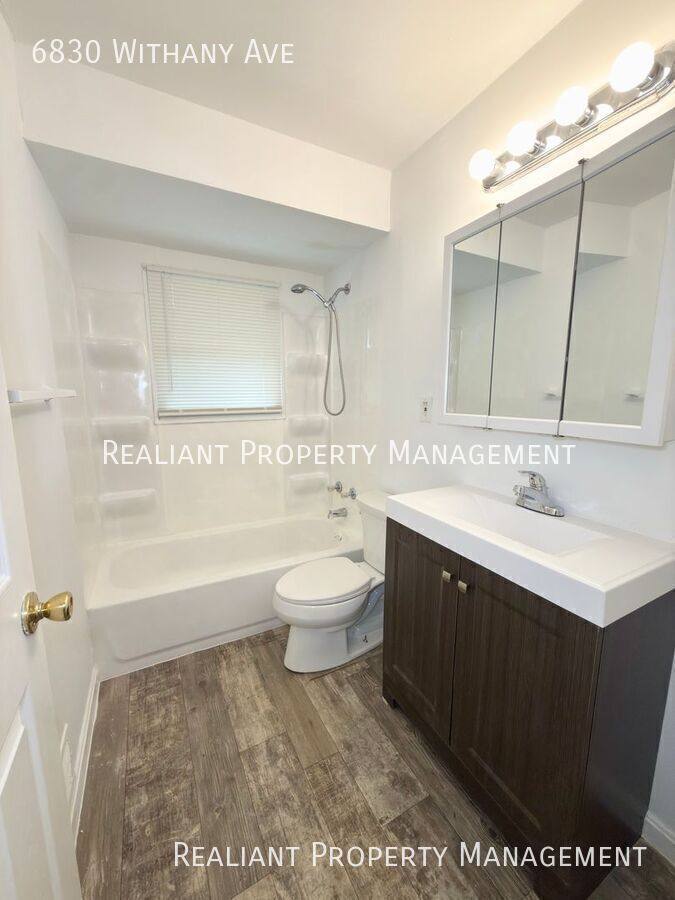House for rent at 6830 Withany Ave, Cincinnati, OH 45213