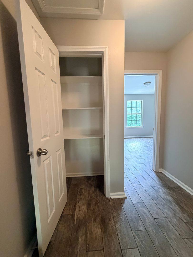 Apartment for rent at 8702 White Rock Lane, Little Rock, AR 72227