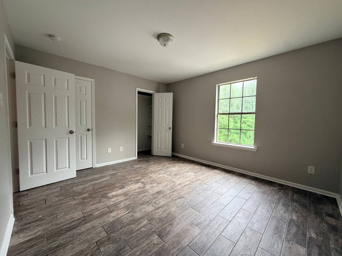 Apartment for rent at 8702 White Rock Lane, Little Rock, AR 72227