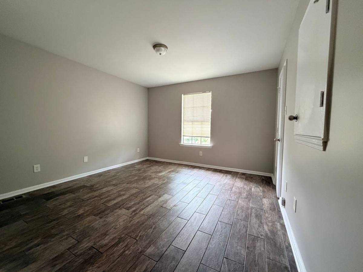 Apartment for rent at 8702 White Rock Lane, Little Rock, AR 72227