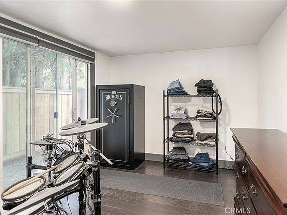 House for rent at 1928 Oleander Ave, Chico, CA 95926