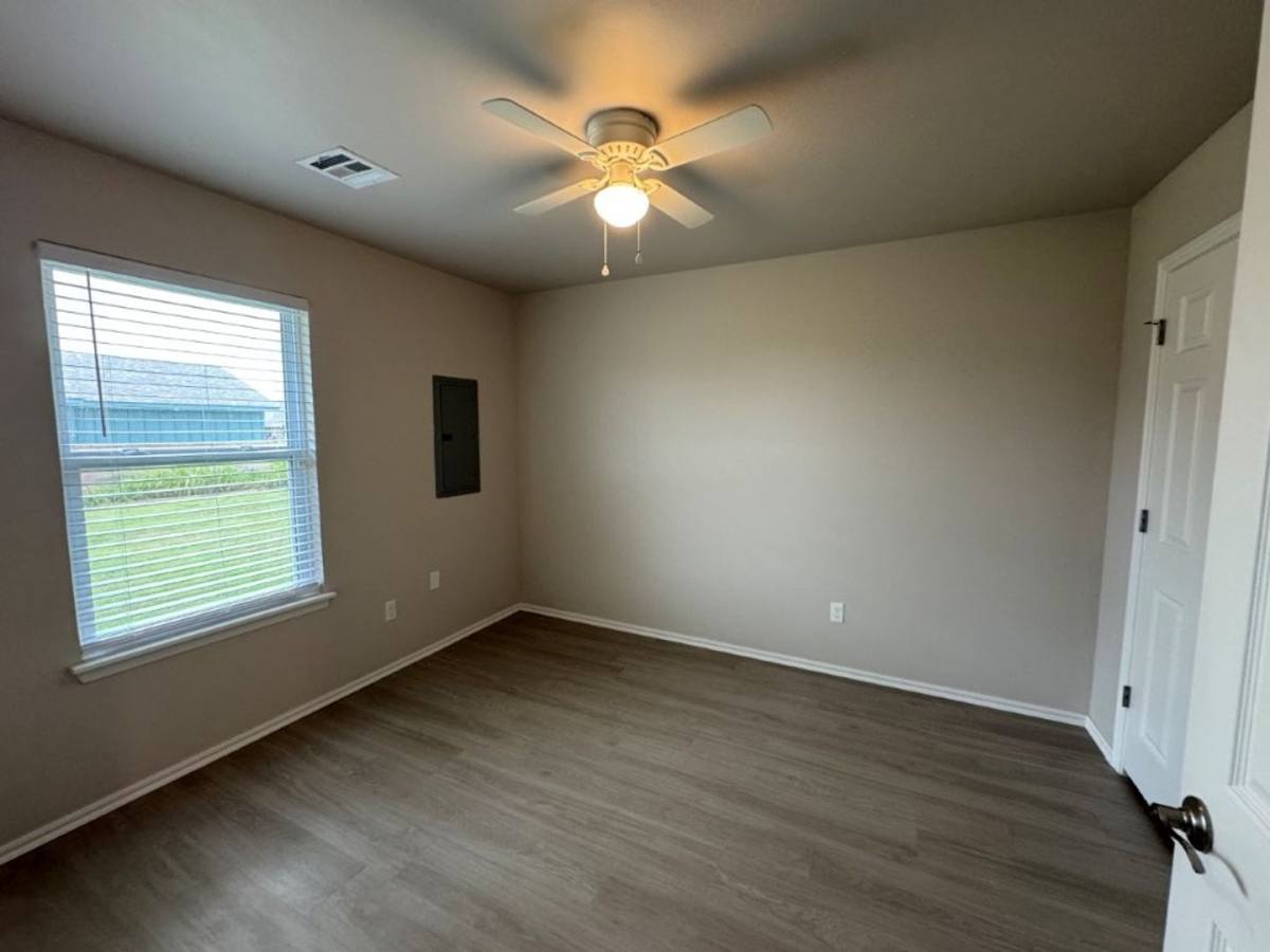 House for rent at 502 Parkhill Circle, Newcastle, OK 73065