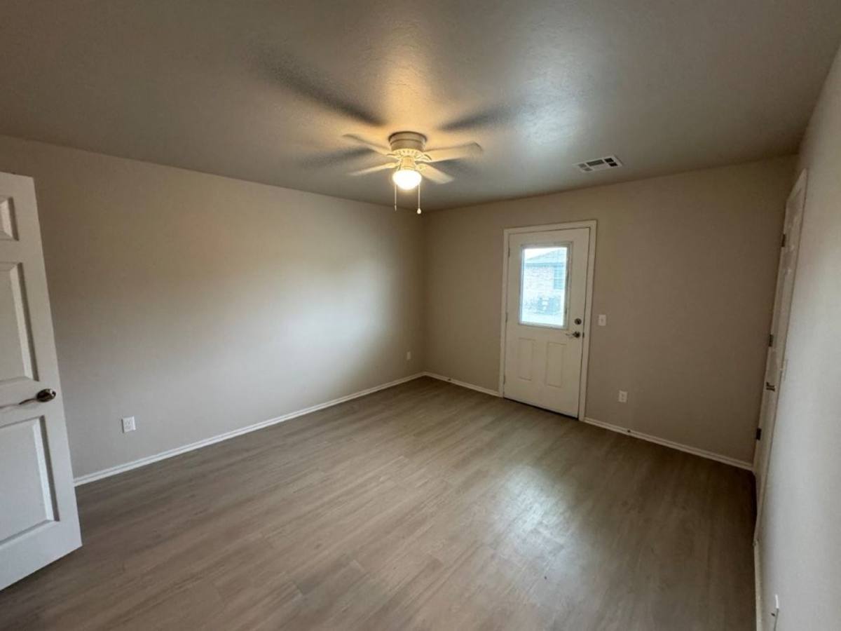 House for rent at 502 Parkhill Circle, Newcastle, OK 73065