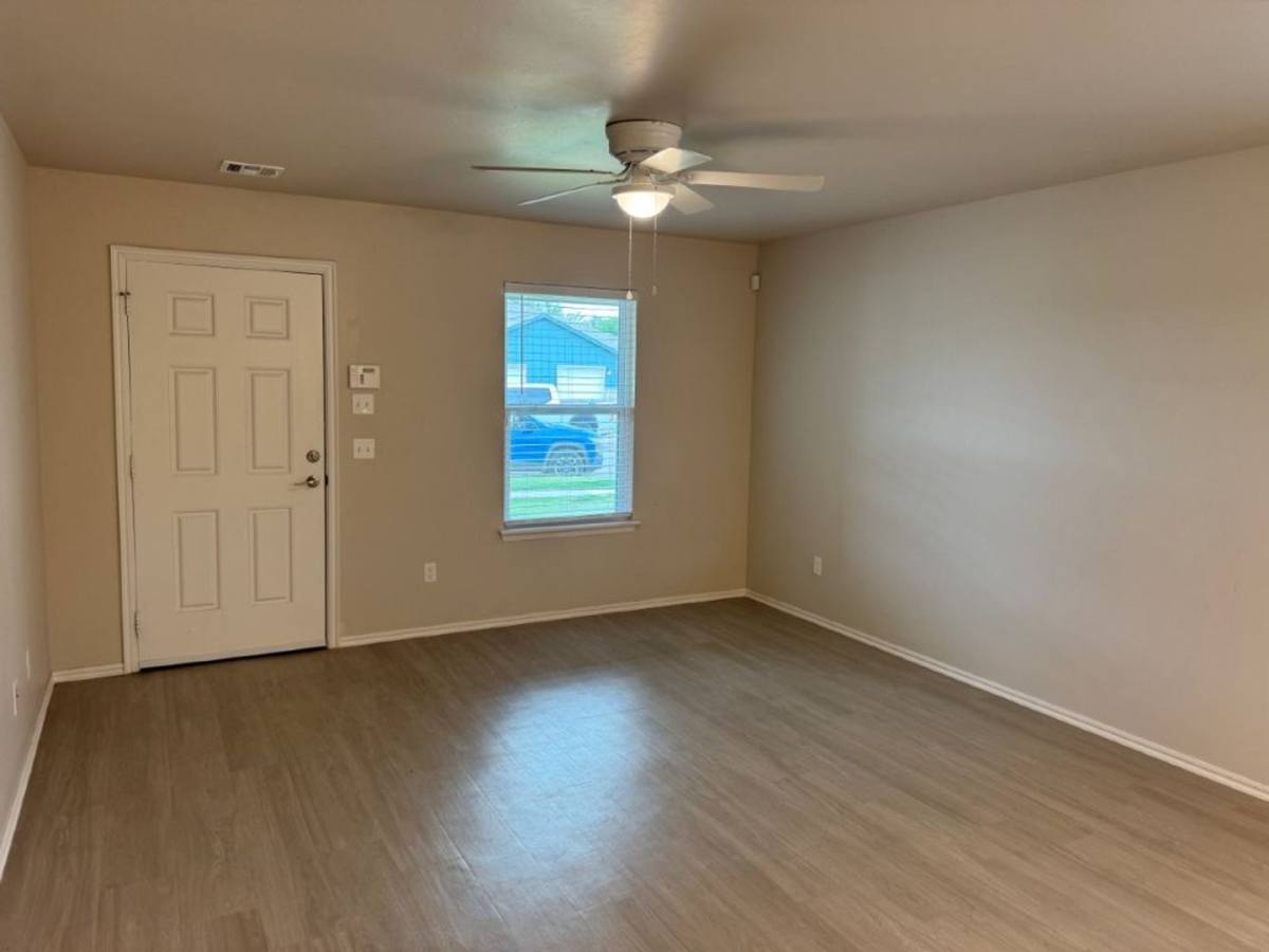 House for rent at 502 Parkhill Circle, Newcastle, OK 73065