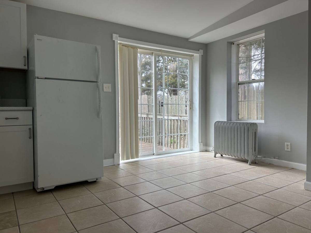 House for rent at 123 Walnut Ave, Pleasantville, NJ 08232