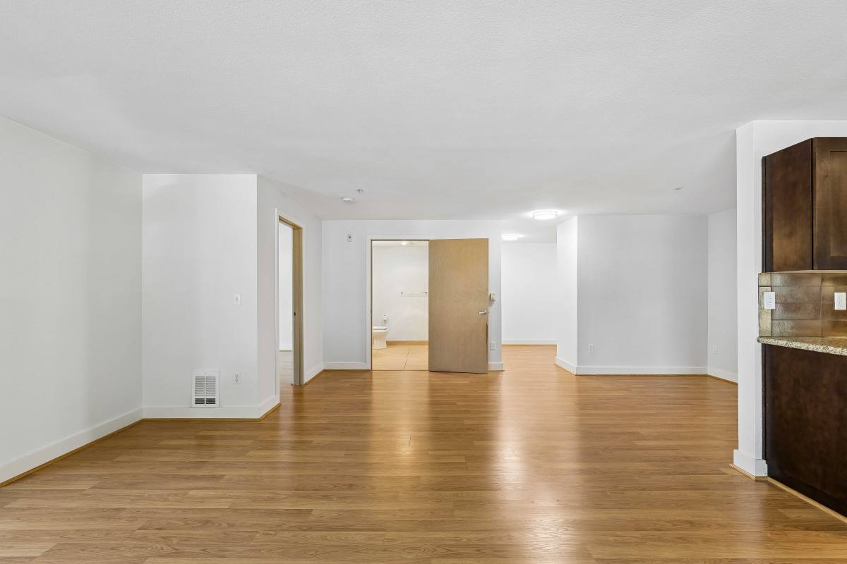 Condo for rent at 1620 Belmont Ave #125, Seattle, WA 98122