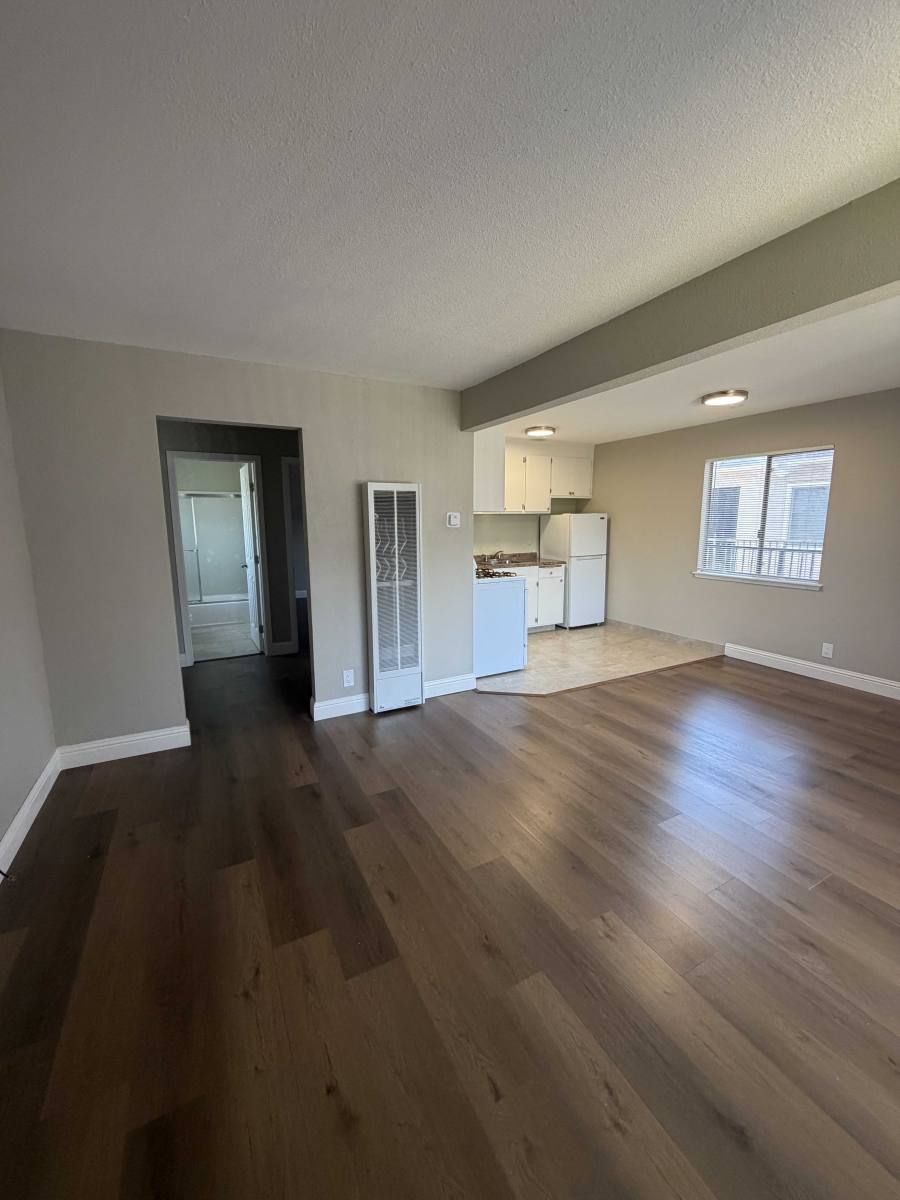 Apartment for rent at 2605 9th Ave #K, Oakland, CA 94606