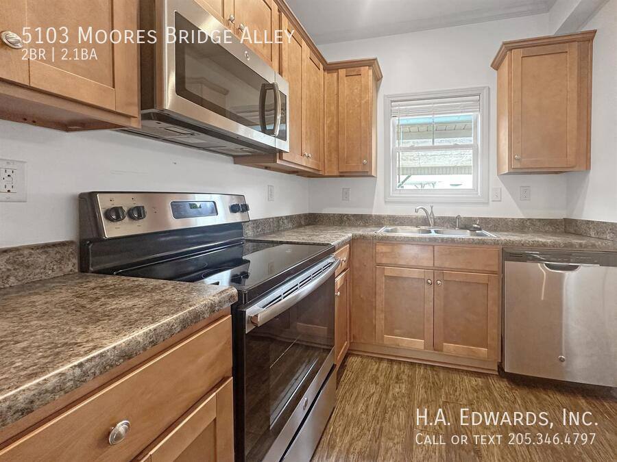House for rent at 5103 Moores Bridge Alley, Northport, AL 35473