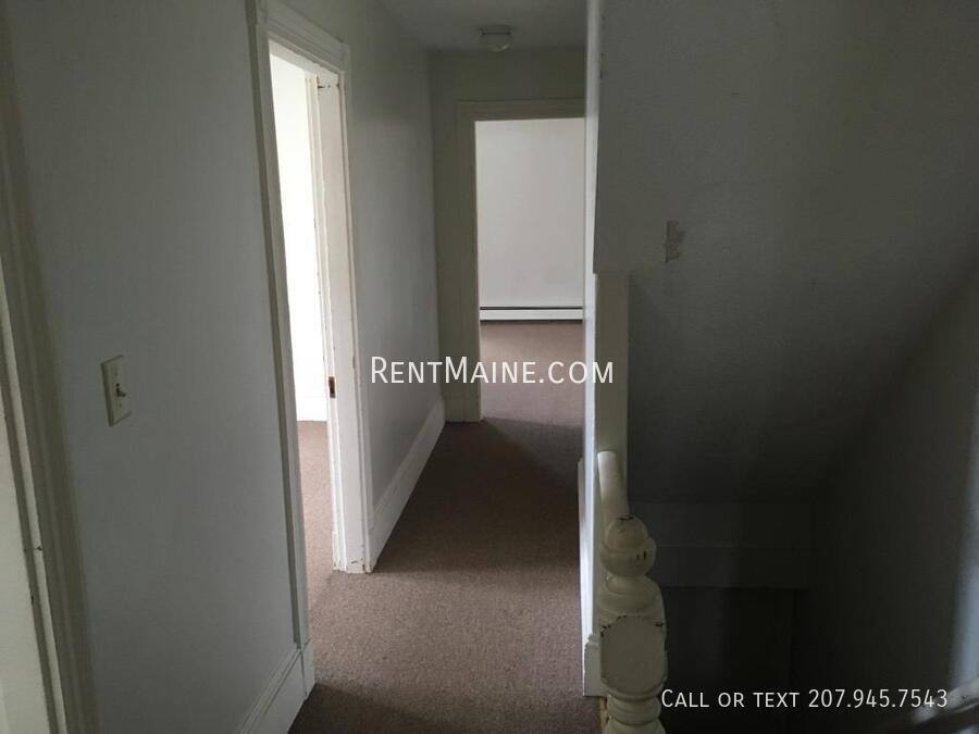 Apartment for rent at 699-701 Main St #2, Bangor, ME 04401