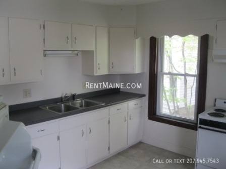 Apartment for rent at 699-701 Main St #2, Bangor, ME 04401