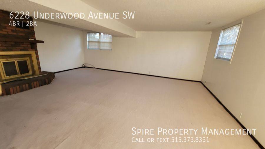House for rent at 6228 Underwood Ave SW, Cedar Rapids, IA 52404