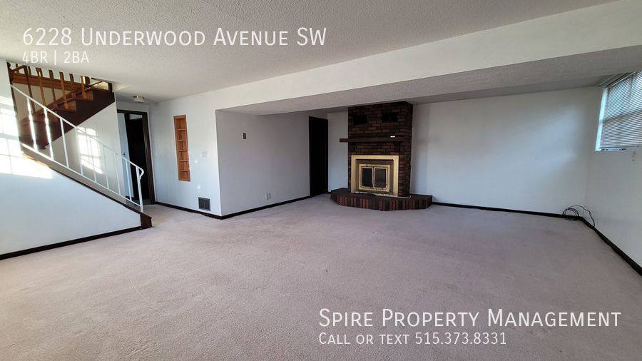 House for rent at 6228 Underwood Ave SW, Cedar Rapids, IA 52404