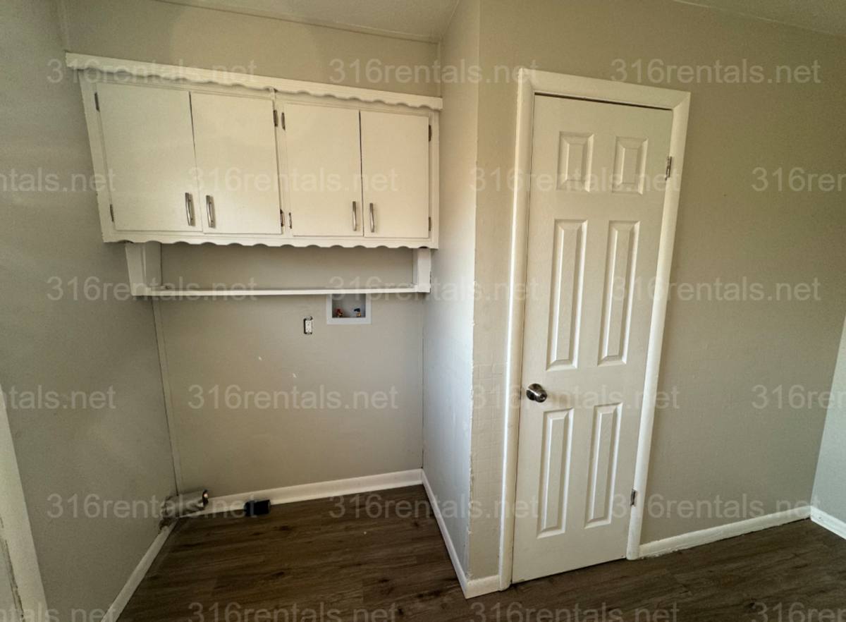 Apartment for rent at 4400-4402 S Dodge Ave, Wichita, KS 67217