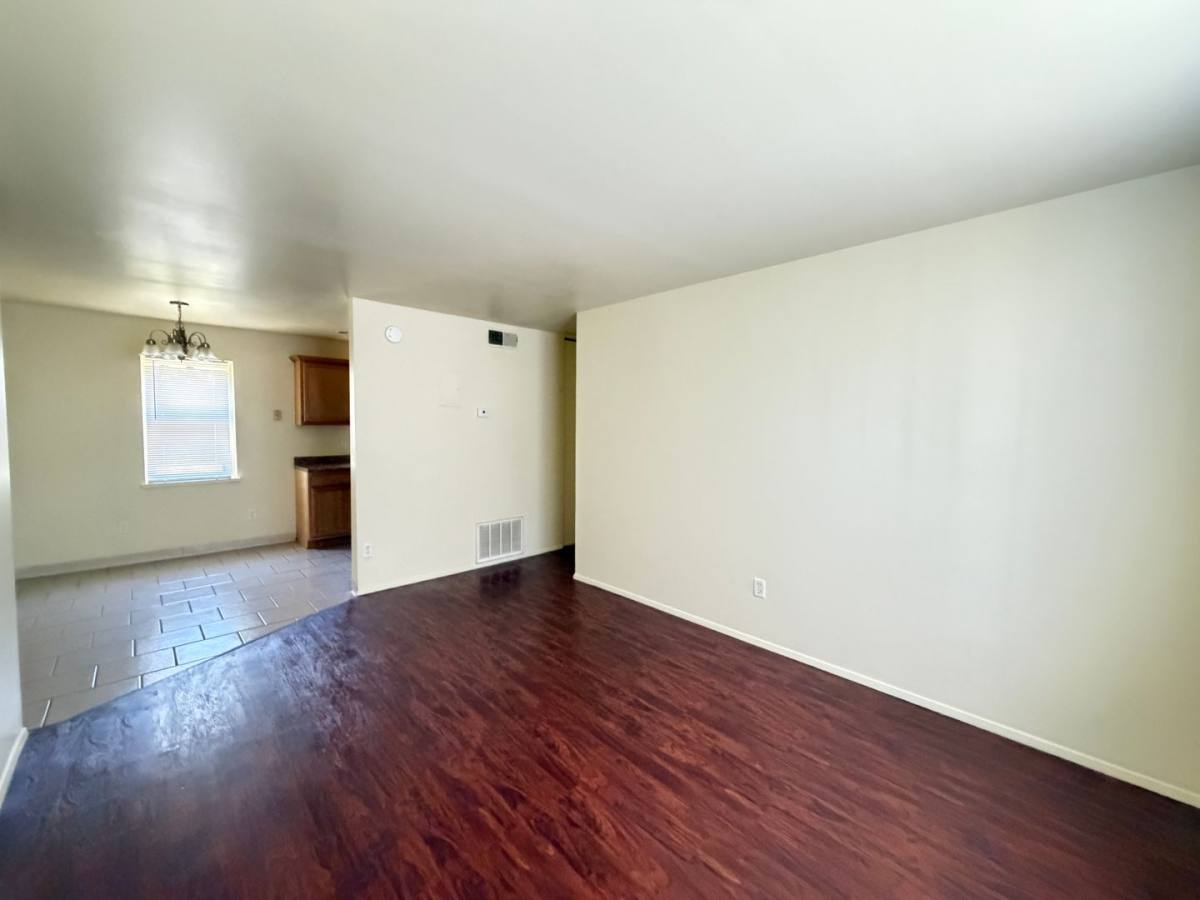 Apartment for rent at 9407 La Grange Rd, Louisville, KY 40242