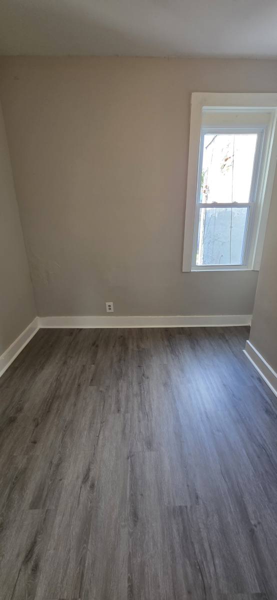 Townhouse for rent at 1722 N Monroe St, Baltimore, MD 21217