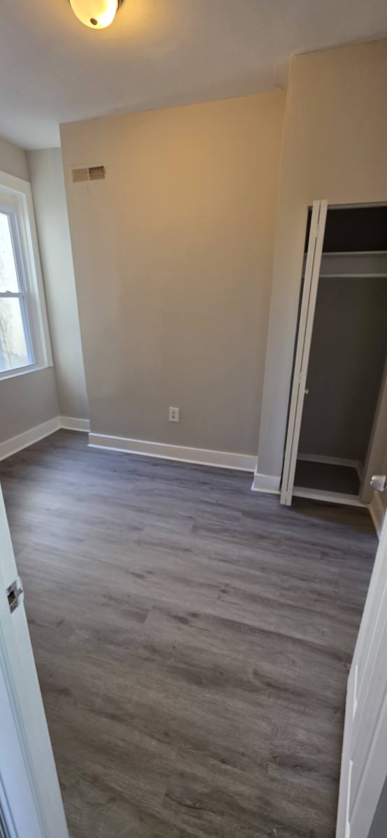 Townhouse for rent at 1722 N Monroe St, Baltimore, MD 21217