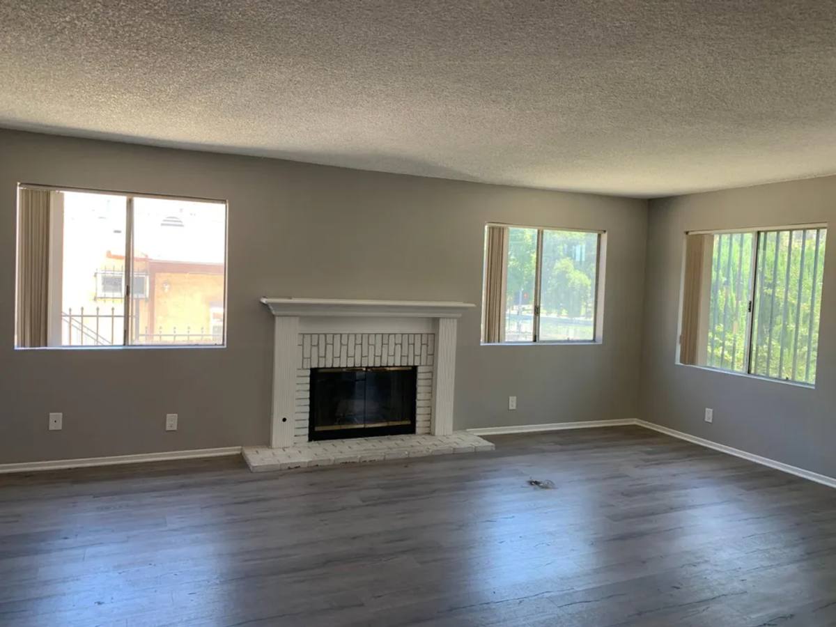 Apartment for rent at 827 Glendale Blvd, Los Angeles, CA 90026